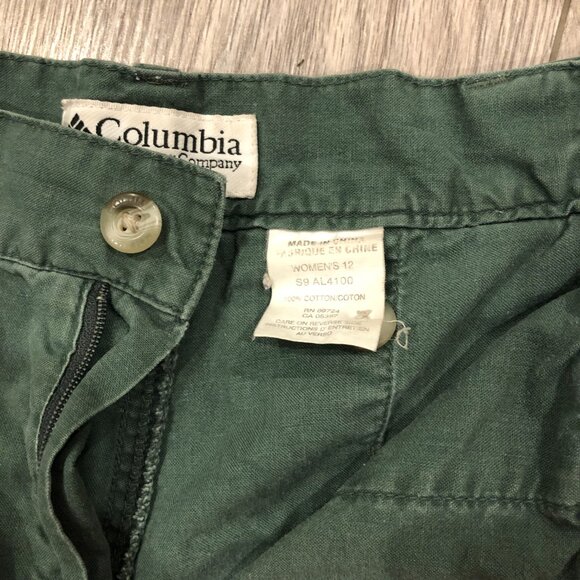 Columbia Green Cargo Shorts - Picture 3 of 3